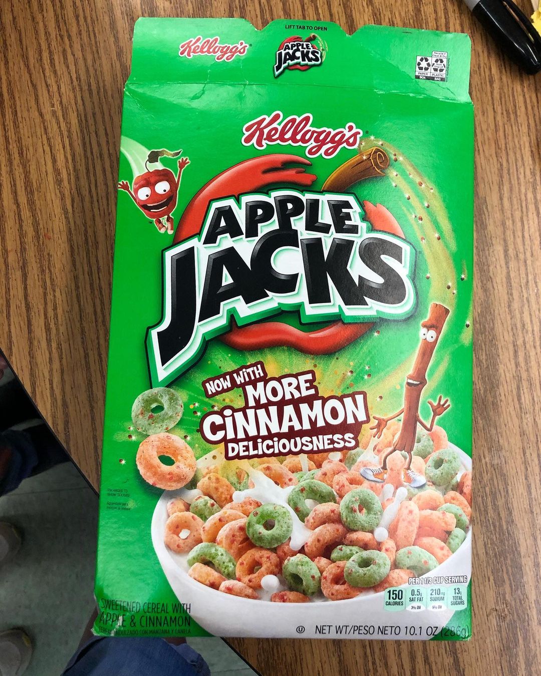 Apple Jacks Cereal (History, FAQ & Commercials) - Snack History