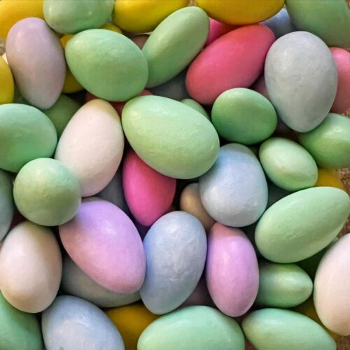 Jordan Almonds (History, Ingredients & FAQ) - Snack History